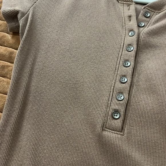 Abercrombie & Fitch Tan Bodysuit - Picture 3 of 3